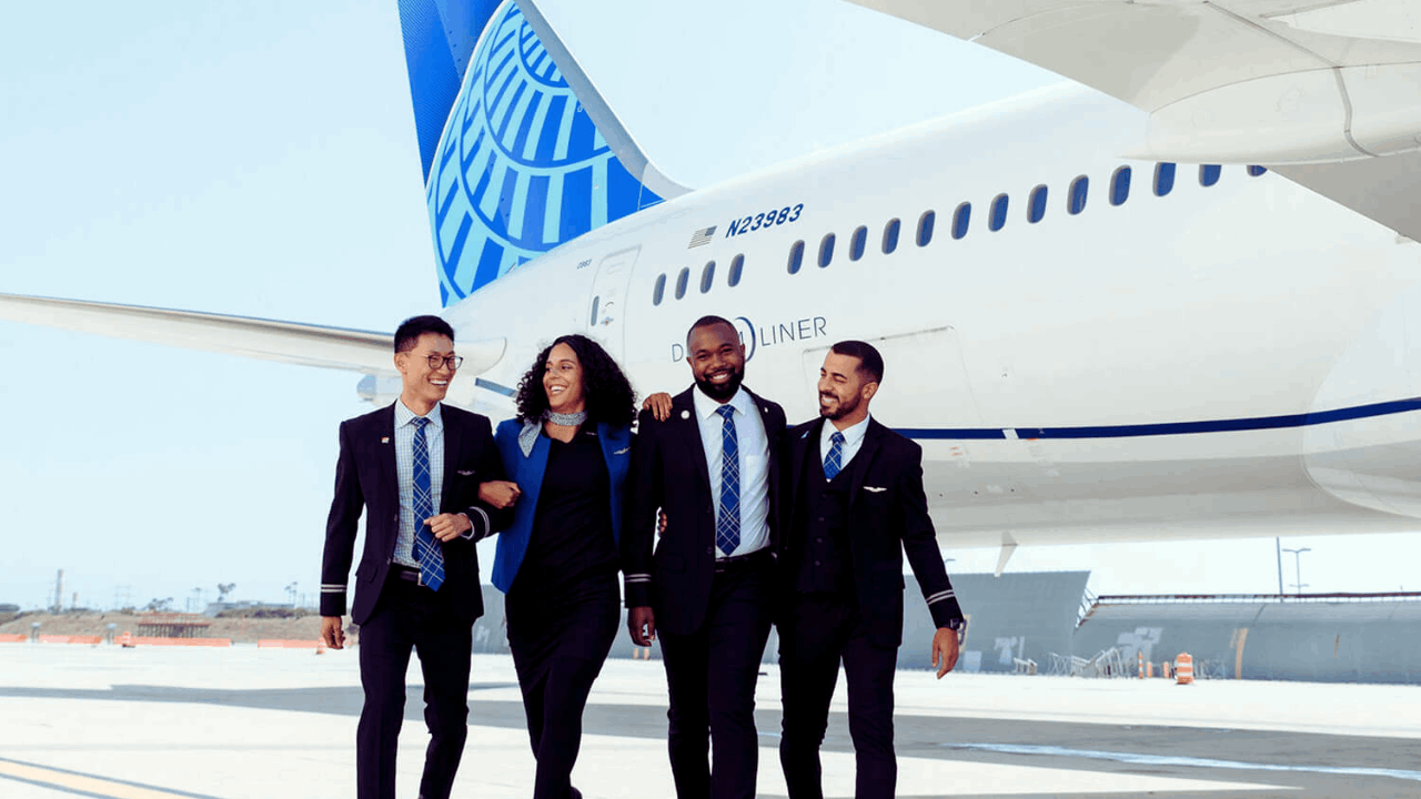 Oportunidades laborales en United Airlines: Descubre cómo aplicar
